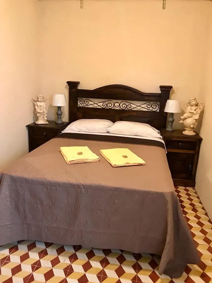 Los Angeles De La Alameda, Hostel Antigua