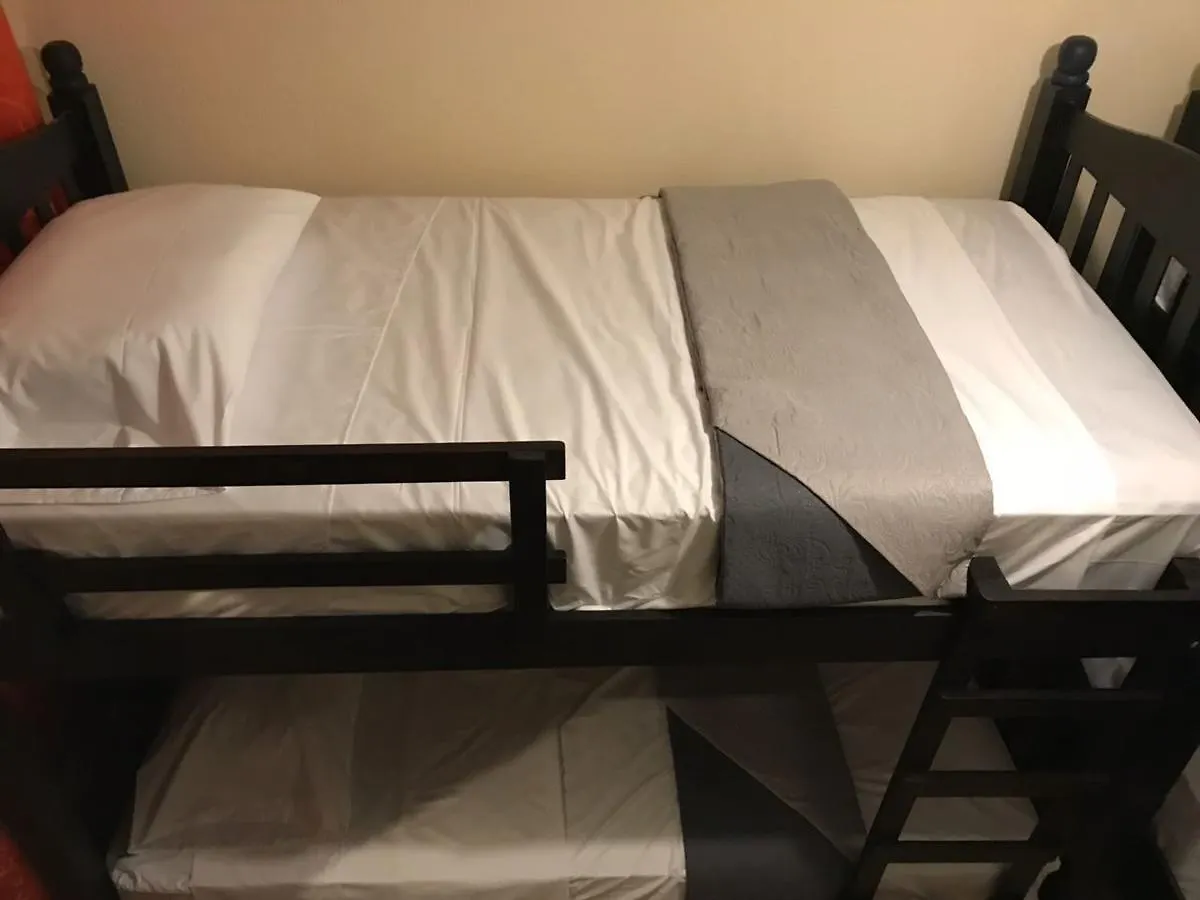 Los Angeles De La Alameda, Hostel Antigua